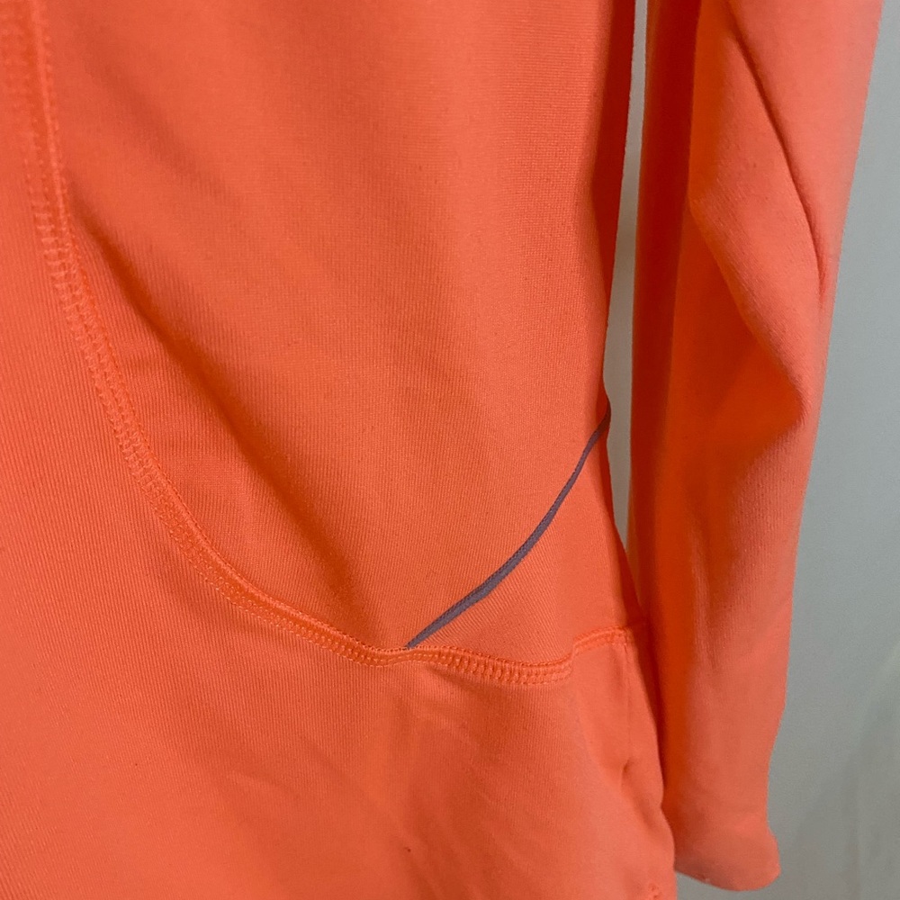 Neon pullover. Size L.